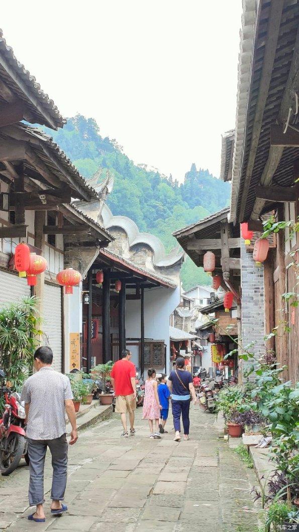 打造扁鹊文化康养度假区引领中医药产业高质量发展